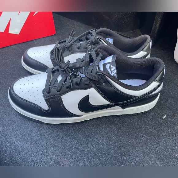 Men’s Panda Dunks Size 11 - Picture 4 of 5